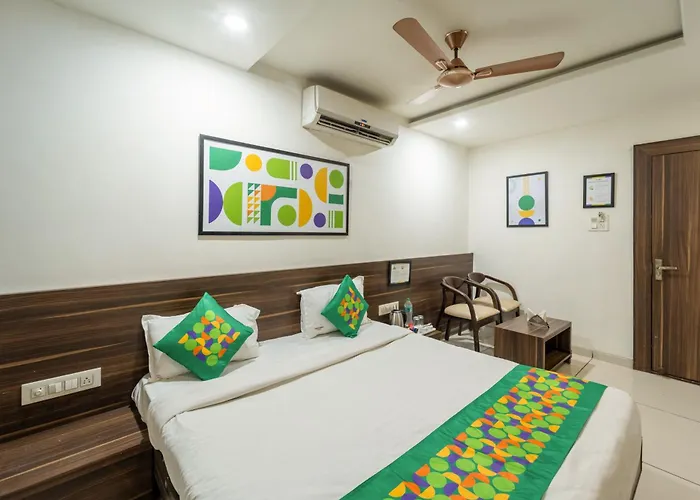 Treebo Ashirwad Regency, Near Bhopal Junction Railway Station