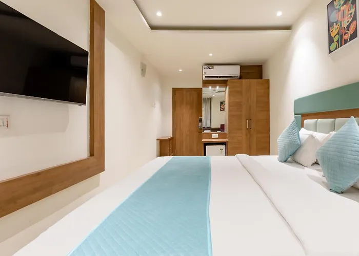 Fabhotel Prime The Oasis